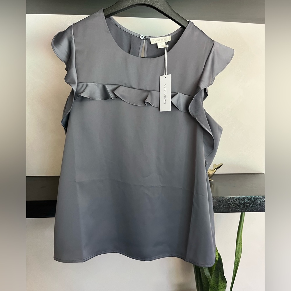 Beautiful grey top